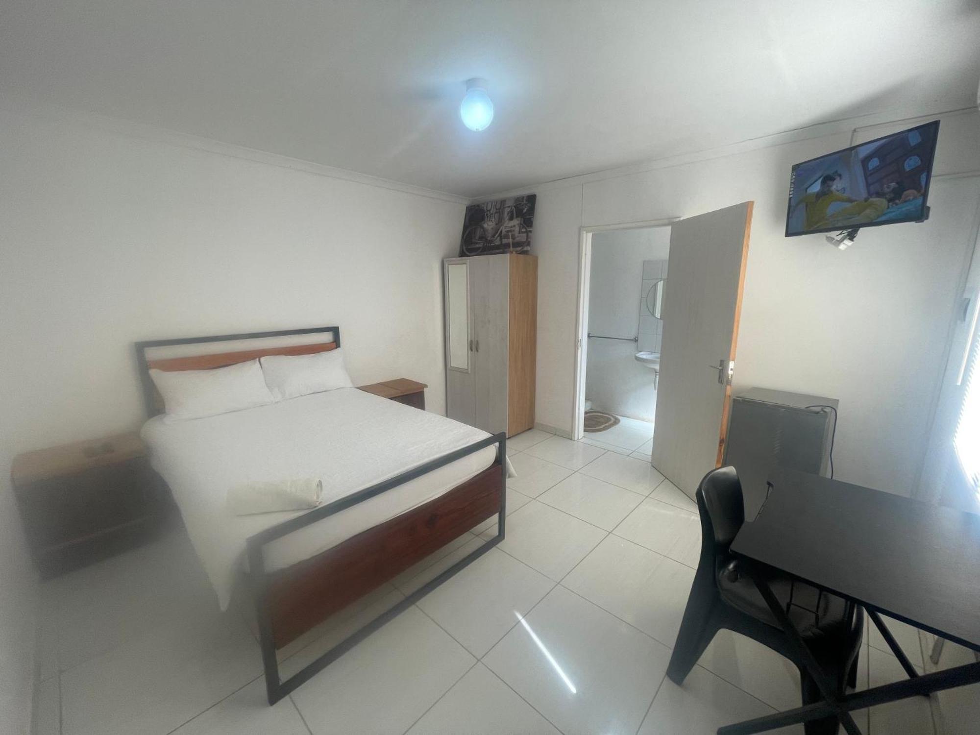 Sabrina Guesthouse Tsumeb Eksteriør bilde
