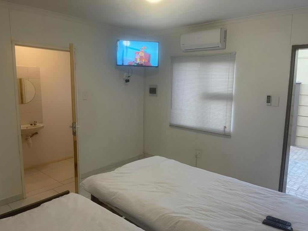 Sabrina Guesthouse Tsumeb Eksteriør bilde